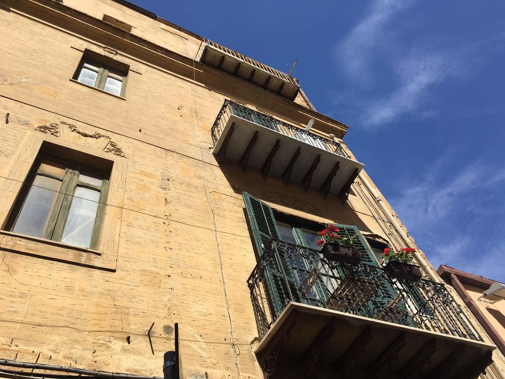 Casa Di Nonna Gina Apartment อากริเจนโต ภายนอก รูปภาพ